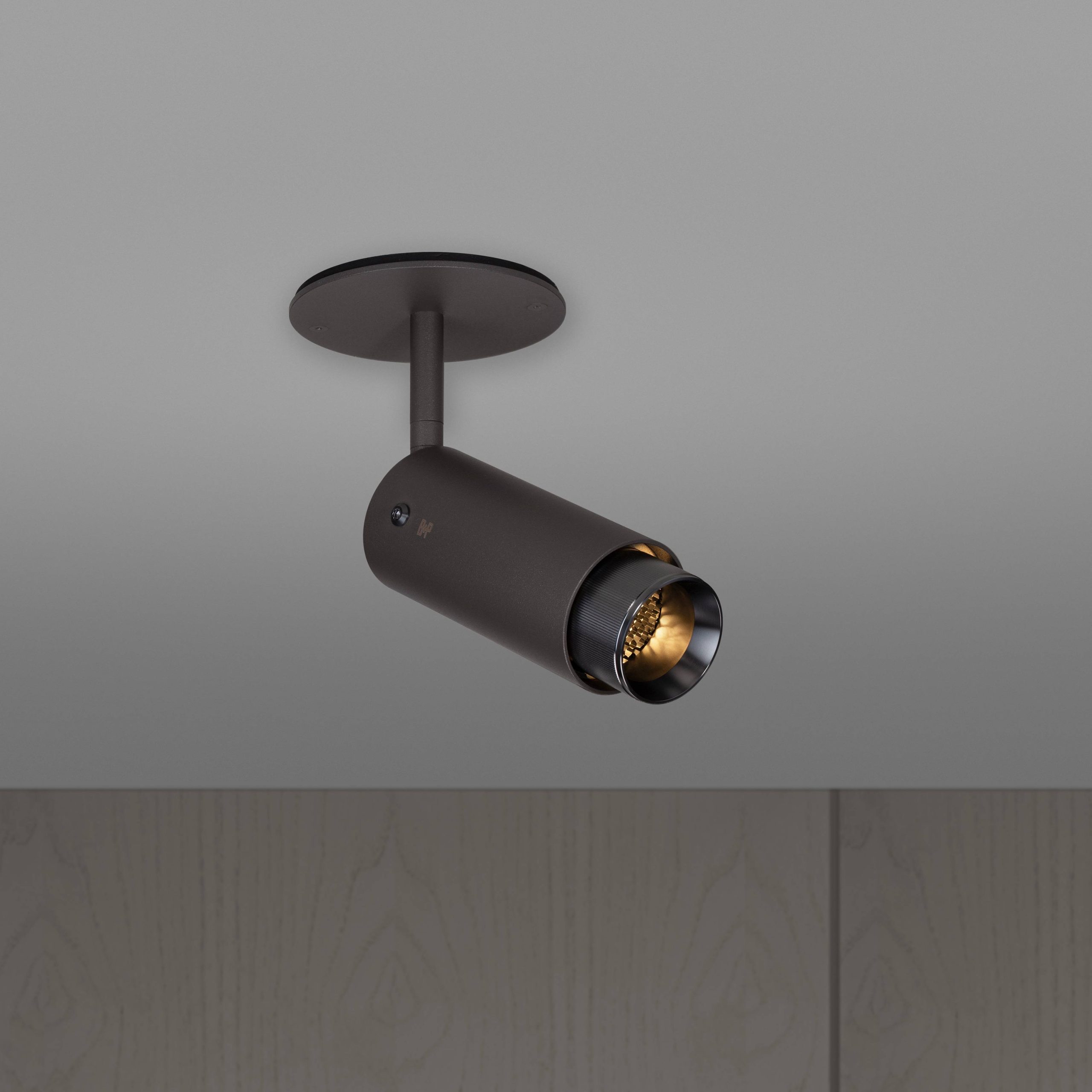 EXHAUST SPOT / LINEAR / GRAPHITE / GUN METAL