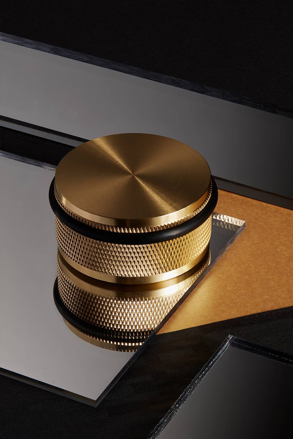DOOR STOP / FLOOR / CROSS / BRASS - Image 3