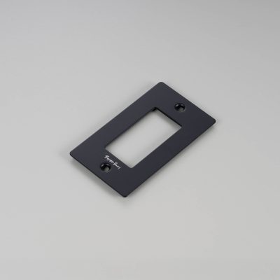 1G PLATE / WITH LOGO / BLACK