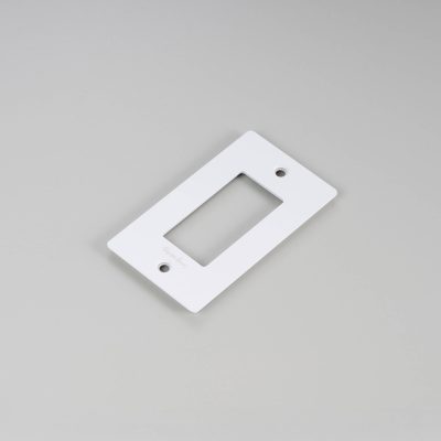 1G PLATE / WITH LOGO / WHITE