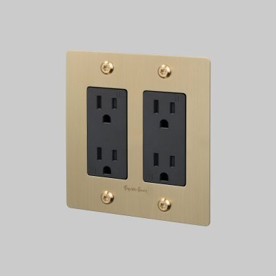 2G DUPLEX OUTLET / LINEAR / WITH LOGO / BRASS