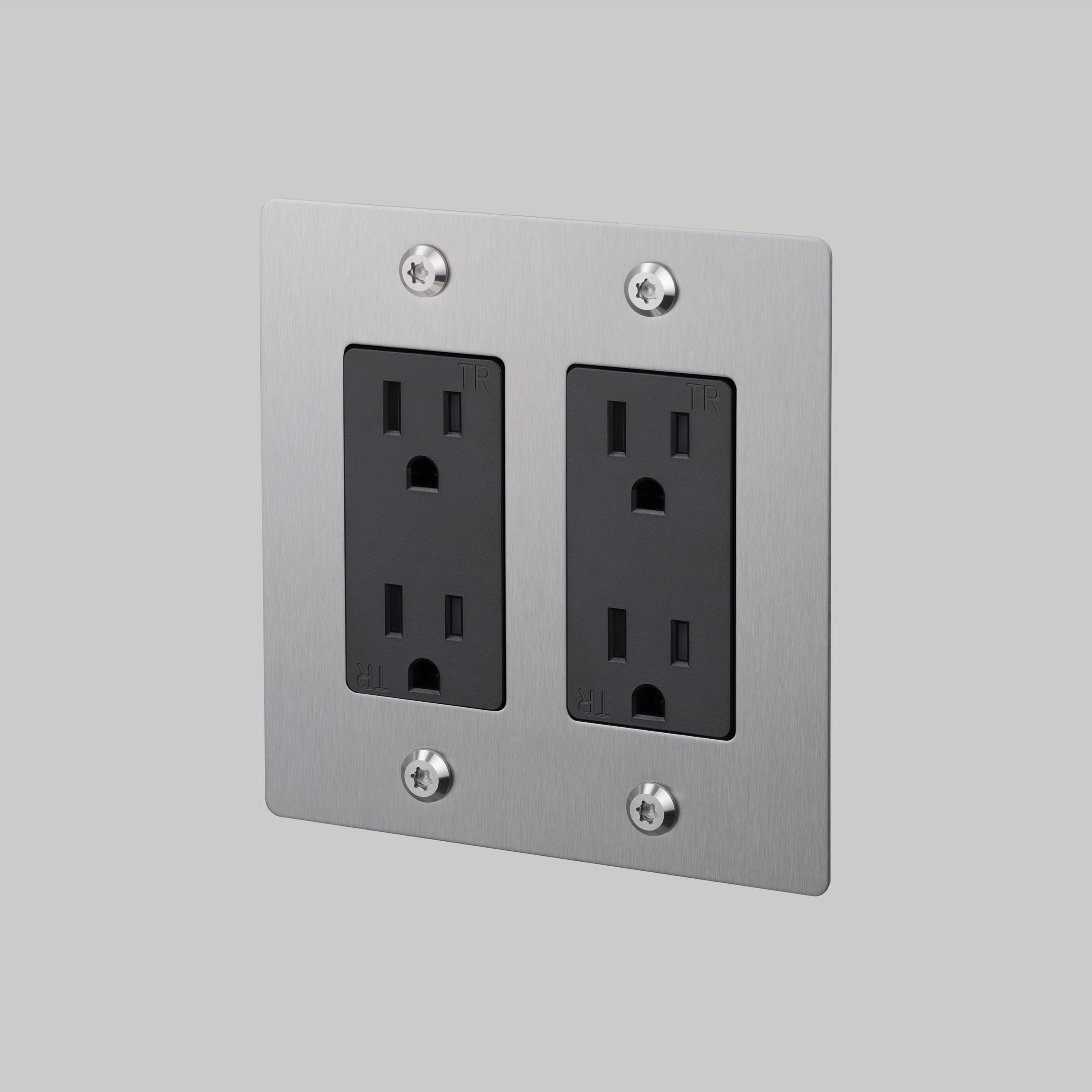2G DUPLEX OUTLET / LINEAR / WITHOUT LOGO / STEEL