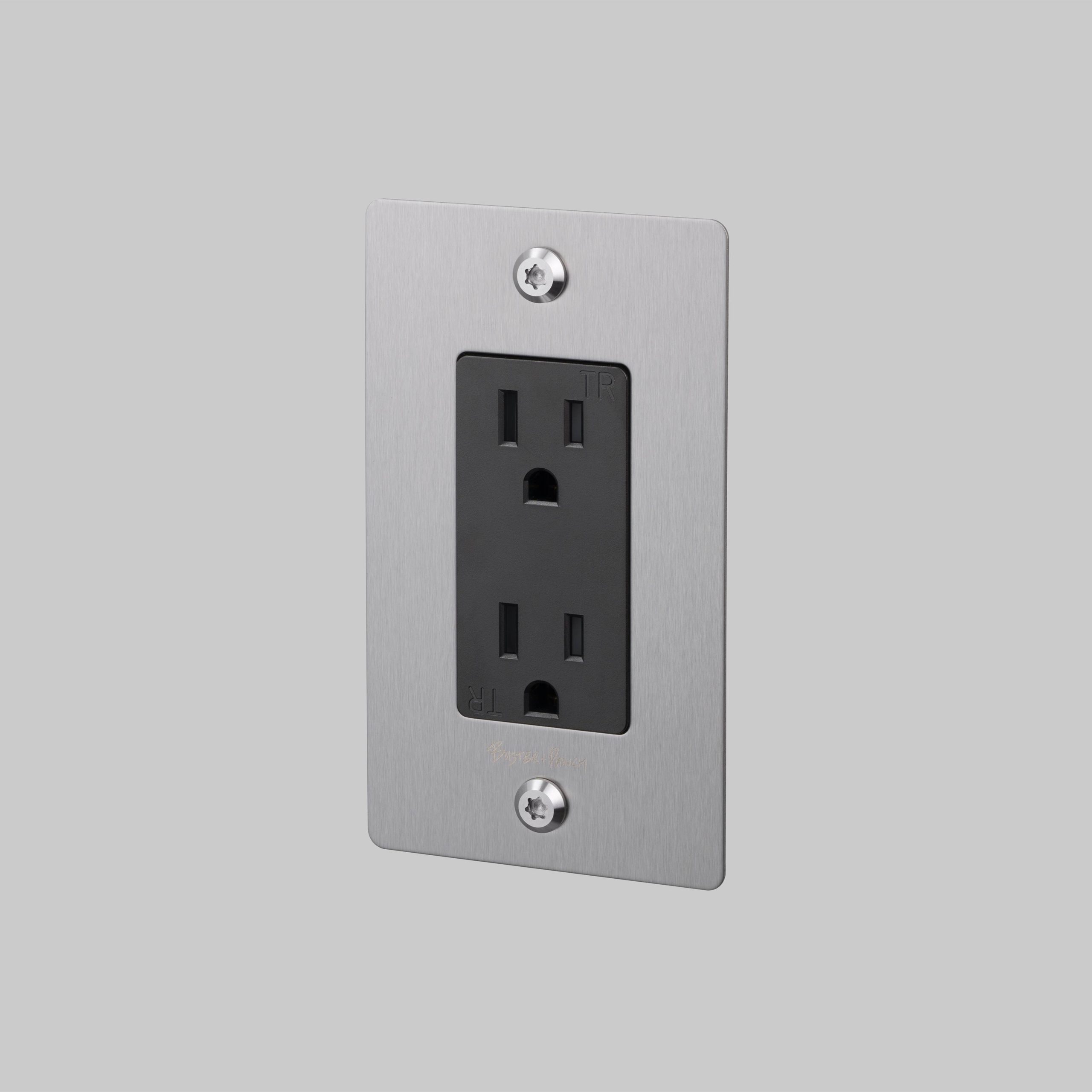 1G DUPLEX OUTLET / LINEAR / WITH LOGO / STEEL