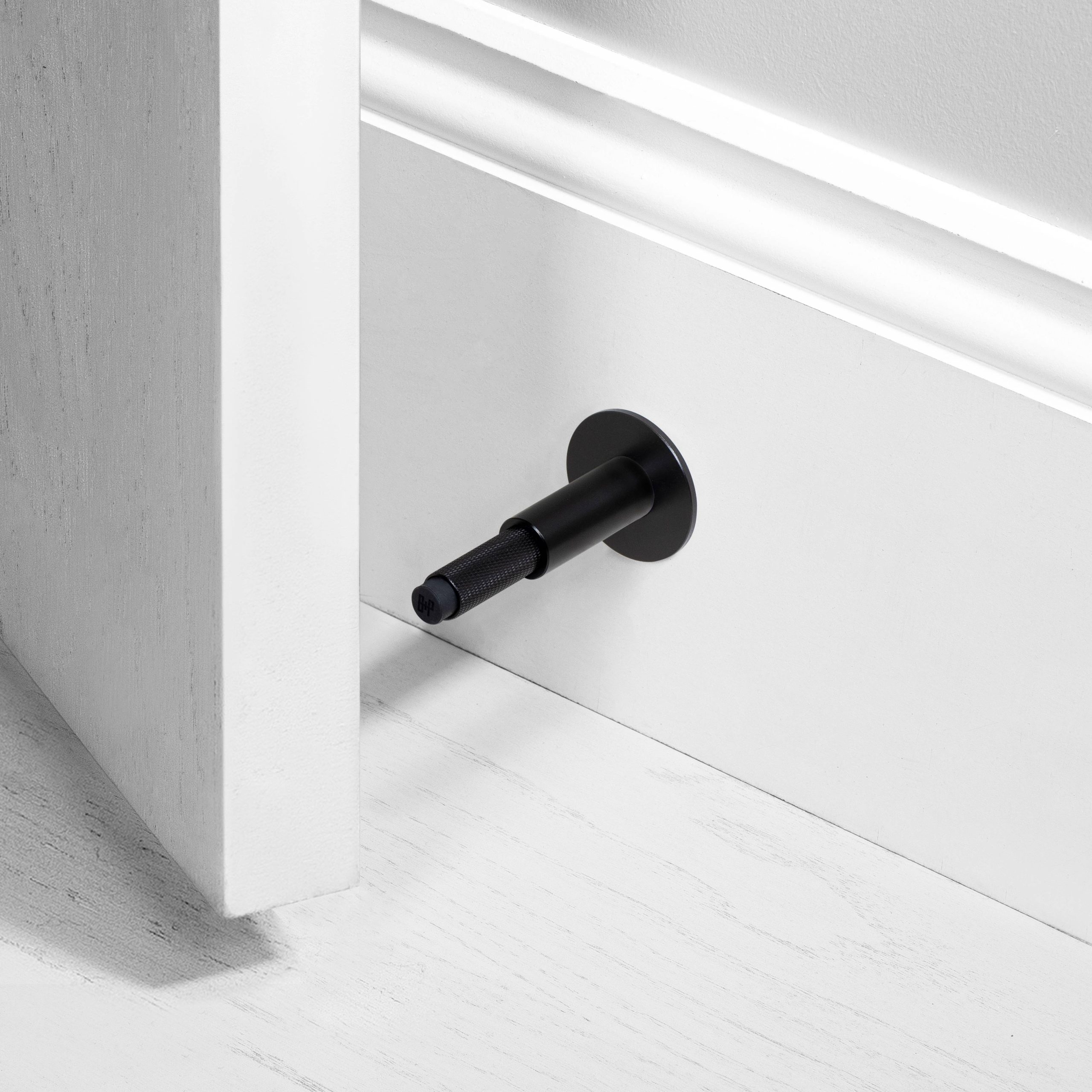 DOOR STOP / WALL / CROSS / BLACK