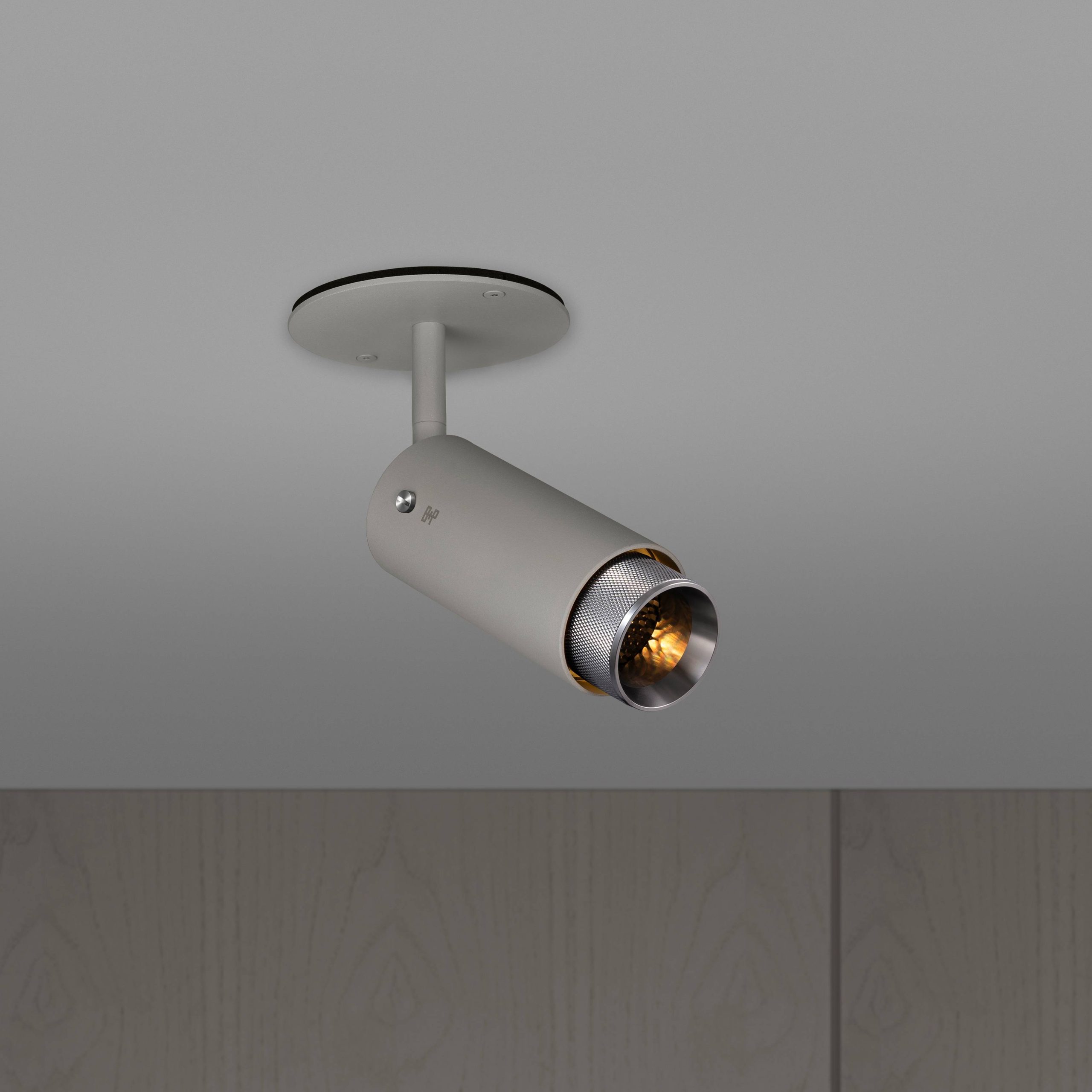 EXHAUST SPOT / CROSS / STONE / STEEL