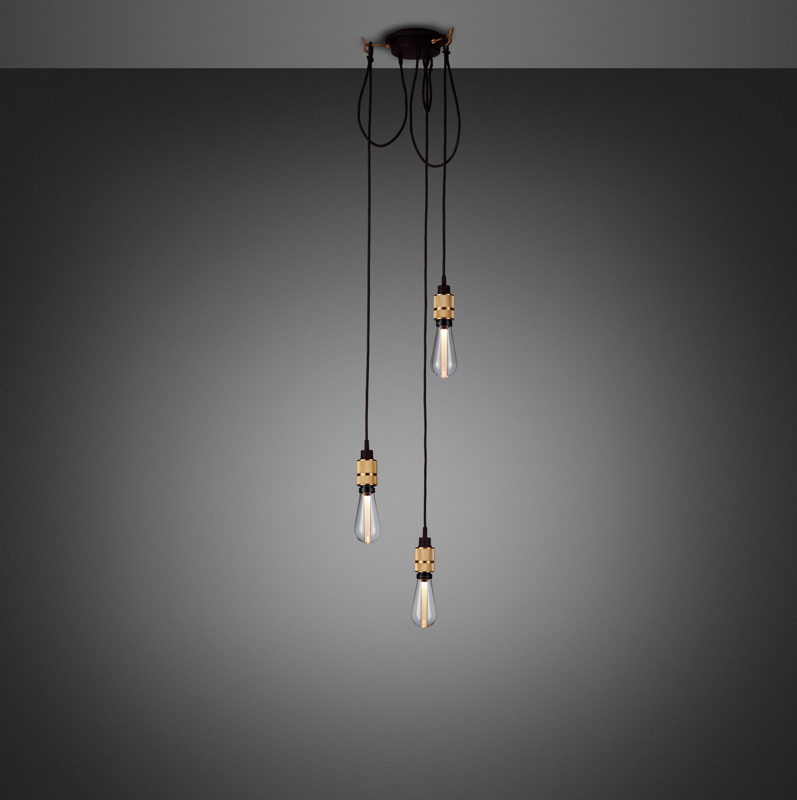 HOOKED 3.0 / NUDE / BRASS